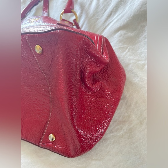 Prada red patent leather bag 🌶️ - Picture 8 of 14